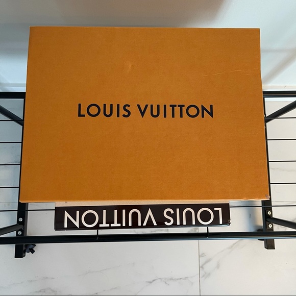 NIB Louis Vuitton Vanity PM Monogram Shoulder Bag - Picture 11 of 11